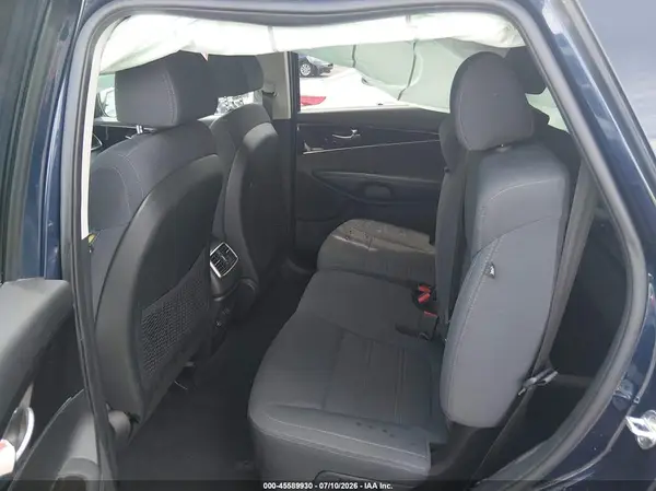 5XYPG4A31JG352283 2018 KIA SORENTO - Image 8