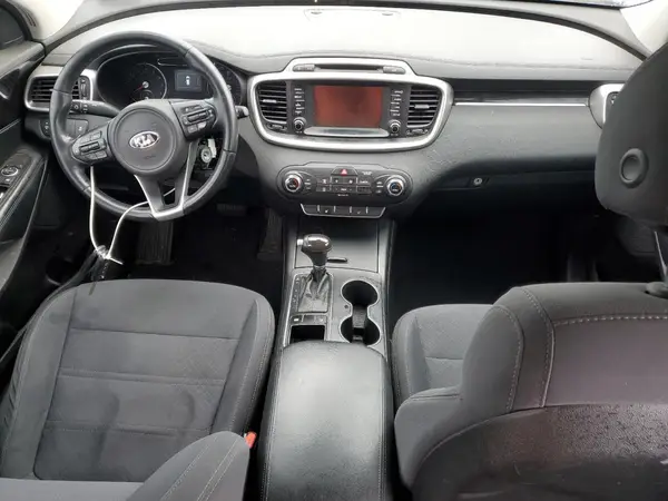 5XYPG4A31JG357838 2018 KIA SORENTO - Image 8