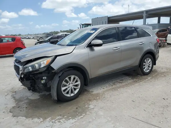 5XYPG4A31JG375868 2018 KIA SORENTO - Image 1
