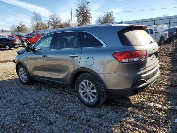 5XYPG4A31JG395506 2018 KIA SORENTO - Image 2