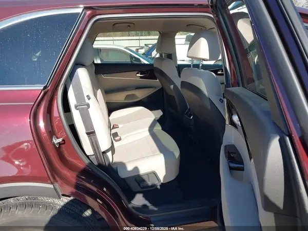 5XYPG4A31JG398132 2018 KIA SORENTO - Image 8
