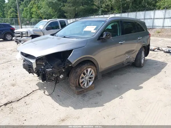5XYPG4A31JG405242 2018 KIA SORENTO - Image 2