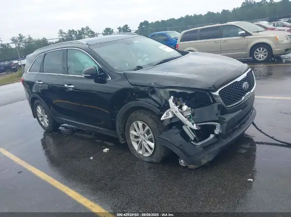5XYPG4A31JG406116 2018 KIA SORENTO - Image 1