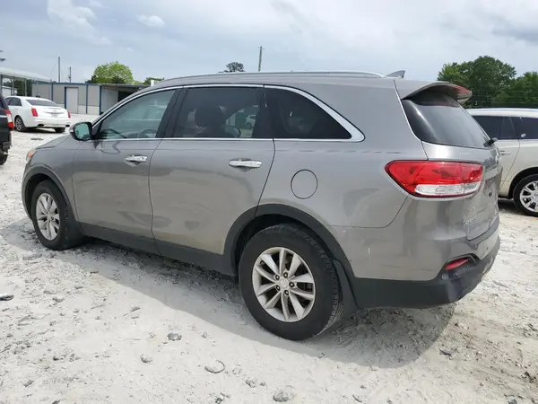 5XYPG4A31JG406679 2018 KIA SORENTO - Image 2