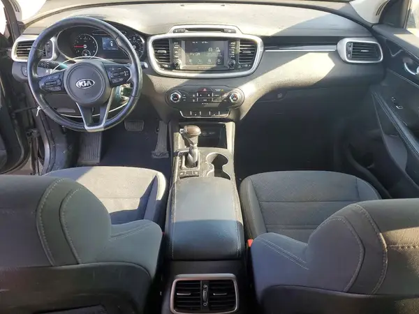 5XYPG4A31JG412191 2018 KIA SORENTO - Image 8