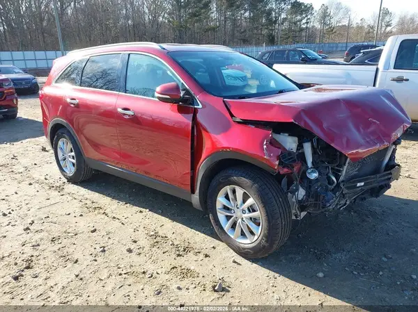 5XYPG4A31JG416581 2018 KIA SORENTO - Image 1