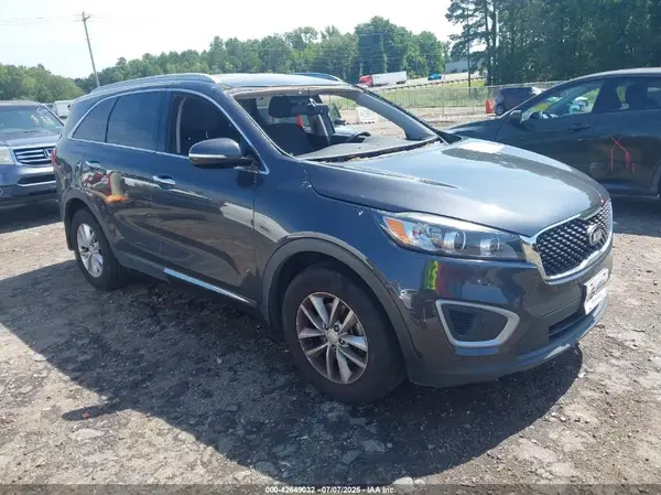 5XYPG4A31JG418850 2018 KIA SORENTO - Image 1