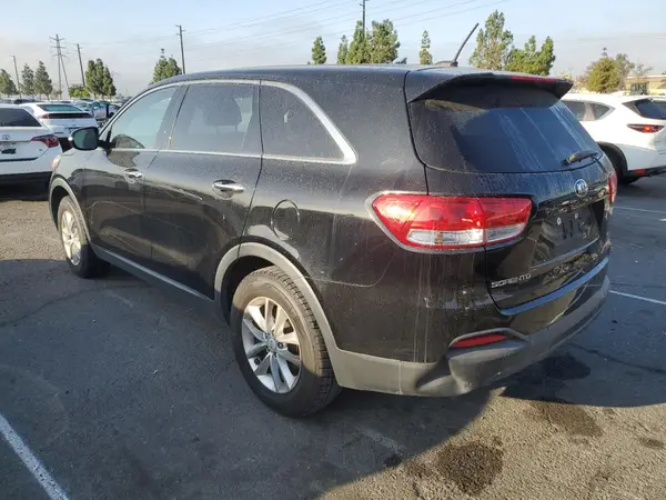 5XYPG4A31JG425300 2018 KIA SORENTO - Image 2