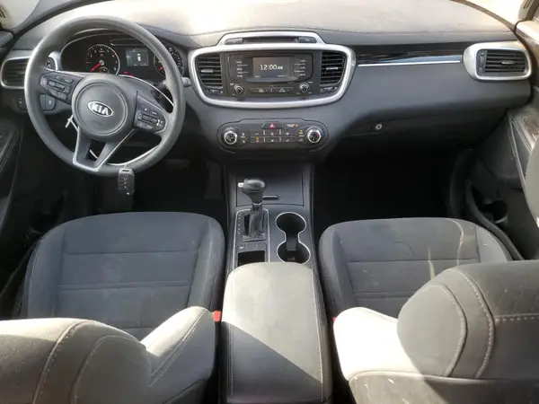 5XYPG4A31JG425300 2018 KIA SORENTO - Image 8
