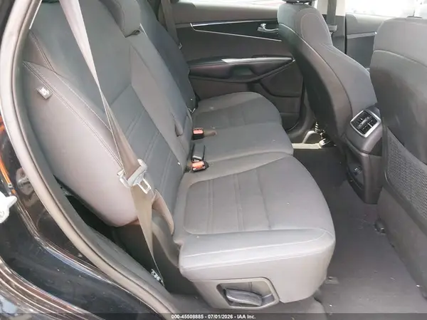 5XYPG4A31JG426978 2018 KIA SORENTO - Image 8