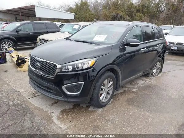 5XYPG4A31JG429086 2018 KIA SORENTO - Image 2