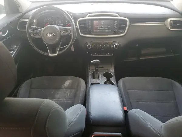 5XYPG4A31JG431520 2018 KIA SORENTO - Image 8