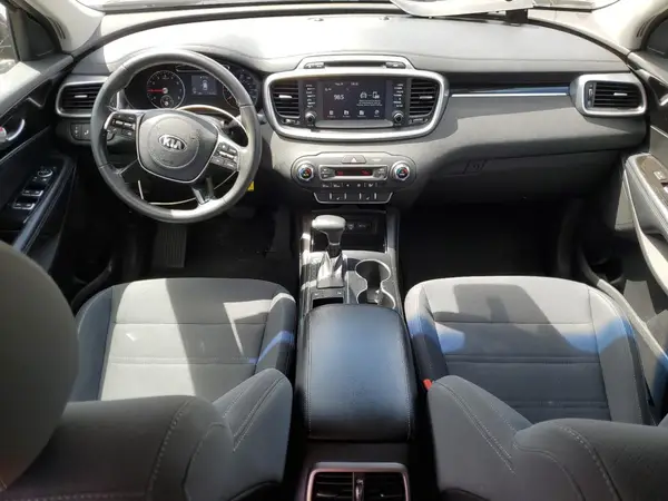 5XYPG4A31KG439814 2019 KIA SORENTO - Image 8