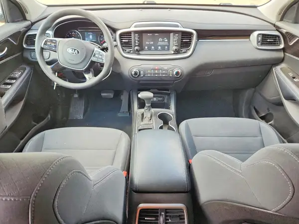 5XYPG4A31KG453860 2019 KIA SORENTO - Image 8