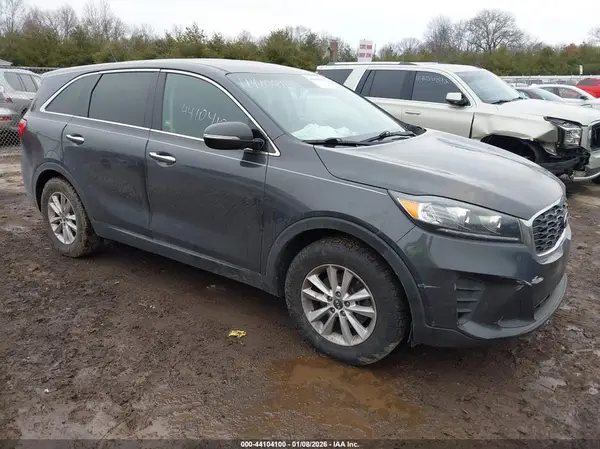 5XYPG4A31KG459917 2019 KIA SORENTO - Image 1