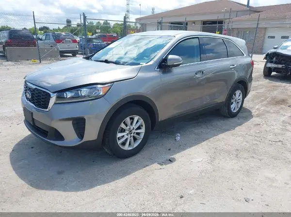 5XYPG4A31KG478984 2019 KIA SORENTO - Image 2