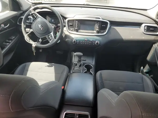 5XYPG4A31KG491489 2019 KIA SORENTO - Image 8