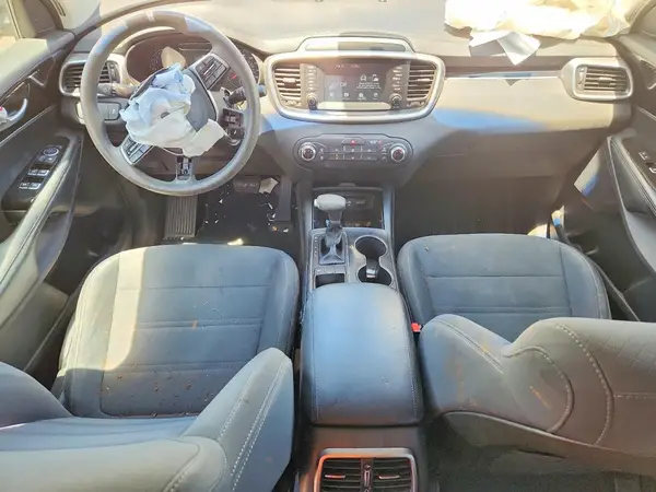 5XYPG4A31KG500658 2019 KIA SORENTO - Image 8