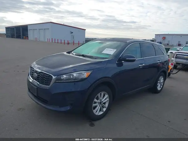 5XYPG4A31KG505083 2019 KIA SORENTO - Image 2