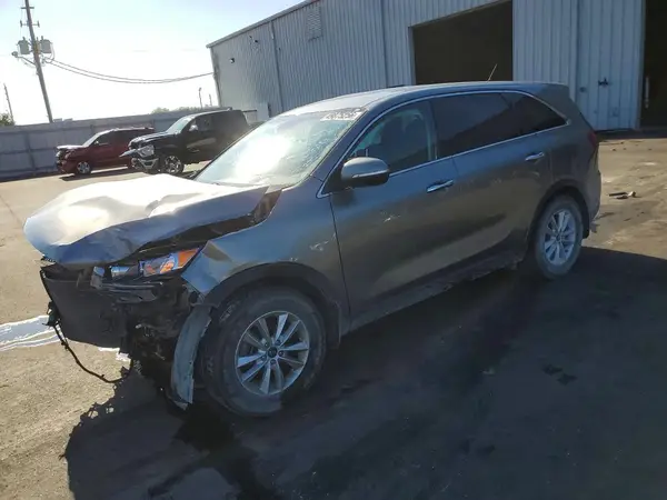 5XYPG4A31KG505830 2019 KIA SORENTO - Image 1