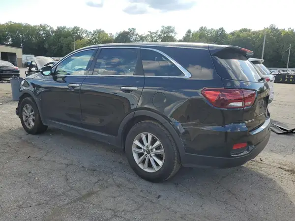5XYPG4A31KG517699 2019 KIA SORENTO - Image 2