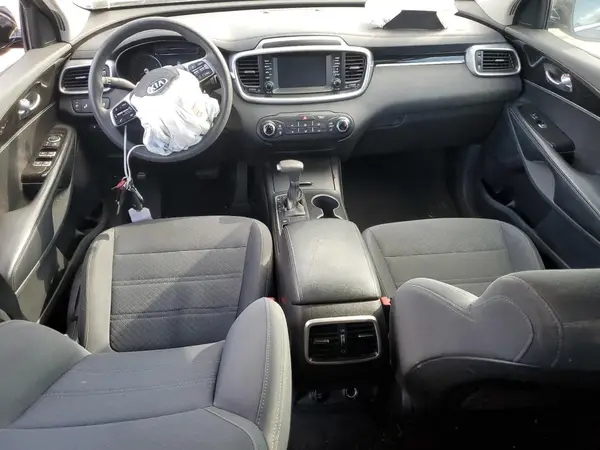 5XYPG4A31KG517699 2019 KIA SORENTO - Image 8