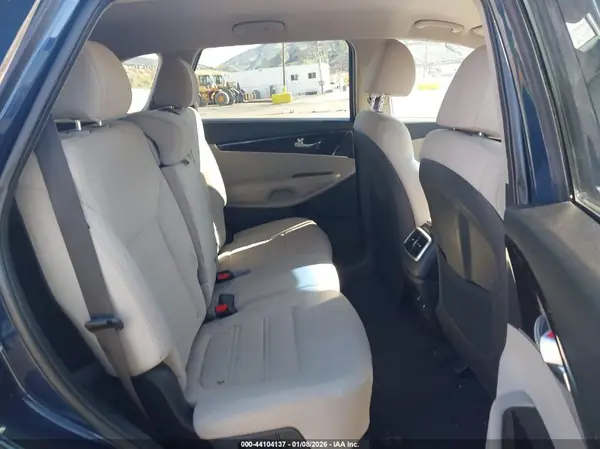5XYPG4A31KG522546 2019 KIA SORENTO - Image 8