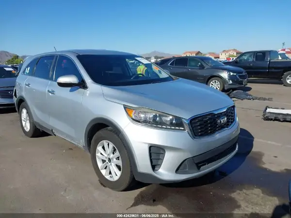 5XYPG4A31KG531442 2019 KIA SORENTO - Image 1