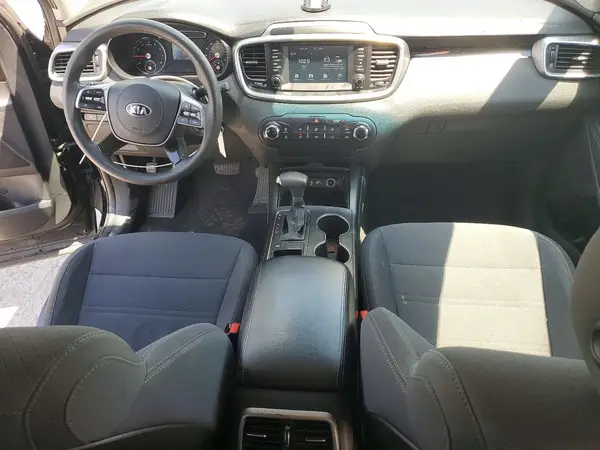 5XYPG4A31KG533787 2019 KIA SORENTO - Image 8