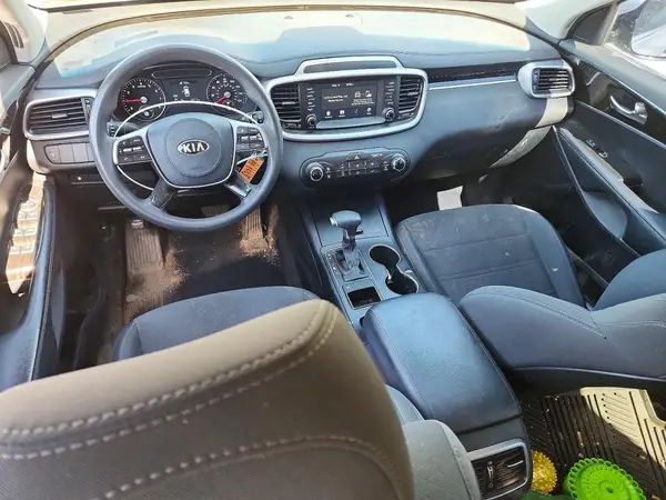 5XYPG4A31KG538634 2019 KIA SORENTO - Image 8