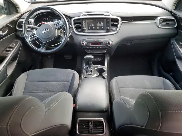 5XYPG4A31KG540142 2019 KIA SORENTO - Image 8