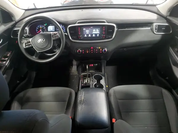 5XYPG4A31KG540349 2019 KIA SORENTO - Image 8