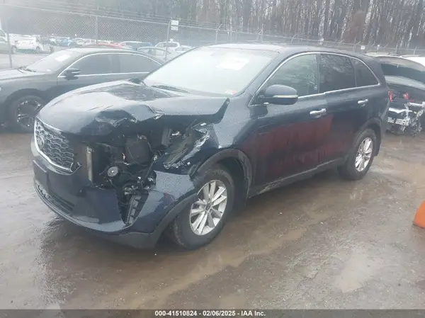 5XYPG4A31KG547494 2019 KIA SORENTO - Image 2