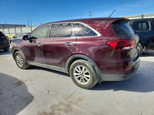 5XYPG4A31KG554736 2019 KIA SORENTO - Image 2