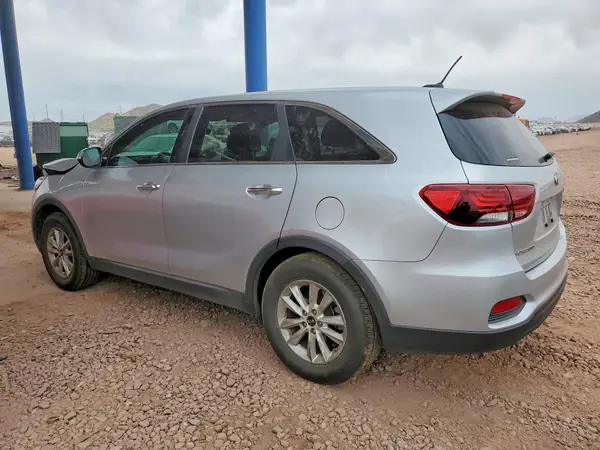 5XYPG4A31KG561976 2019 KIA SORENTO - Image 2