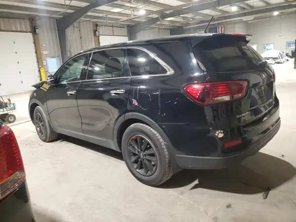 5XYPG4A31KG565767 2019 KIA SORENTO - Image 2