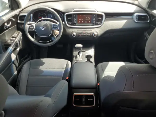 5XYPG4A31KG567096 2019 KIA SORENTO - Image 8
