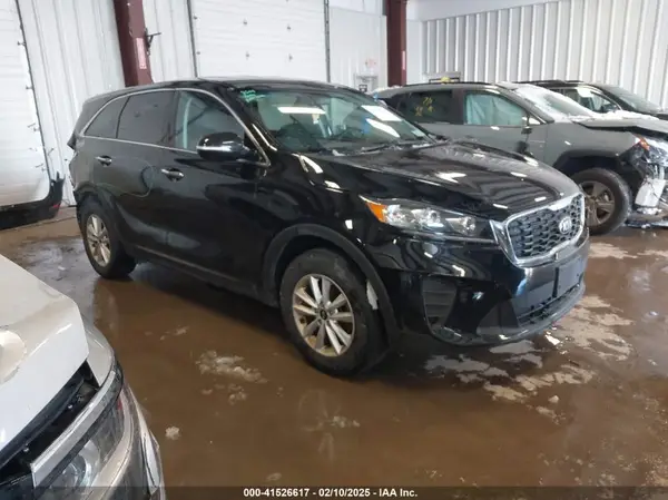 5XYPG4A31KG569592 2019 KIA SORENTO - Image 1