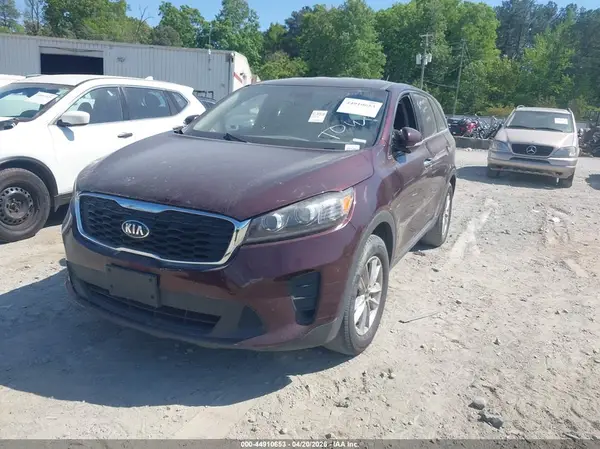 5XYPG4A31KG575425 2019 KIA SORENTO - Image 2