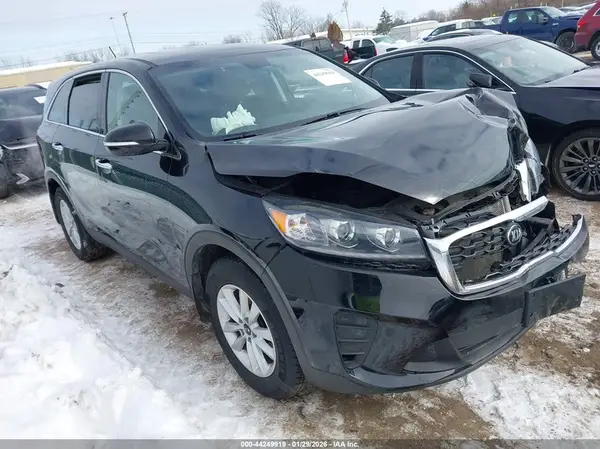 5XYPG4A31KG578003 2019 KIA SORENTO - Image 1