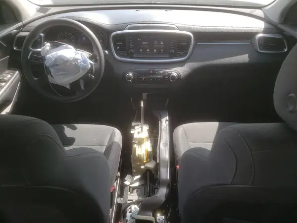5XYPG4A31KG578244 2019 KIA SORENTO - Image 8