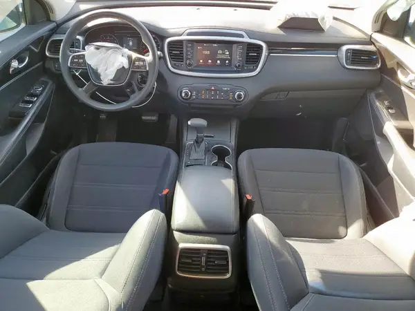 5XYPG4A31KG579958 2019 KIA SORENTO - Image 8