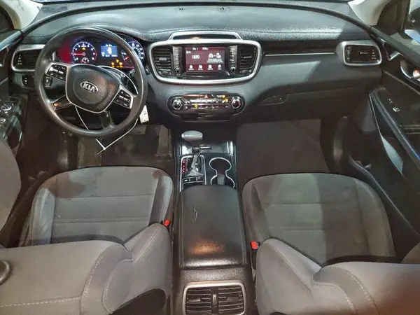 5XYPG4A31KG580902 2019 KIA SORENTO - Image 8