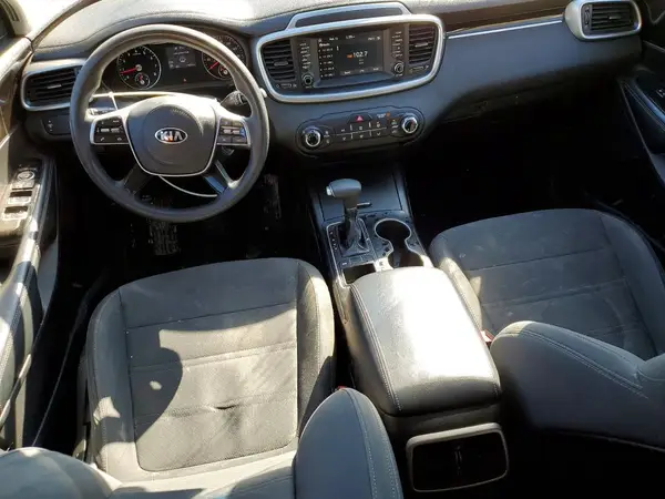 5XYPG4A31KG582102 2019 KIA SORENTO - Image 8