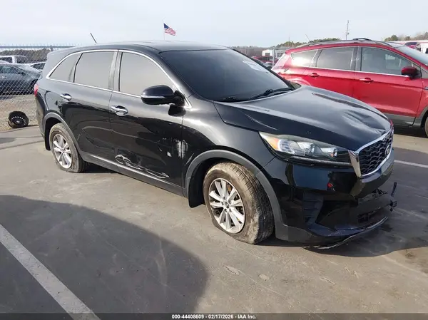 5XYPG4A31KG584383 2019 KIA SORENTO - Image 1