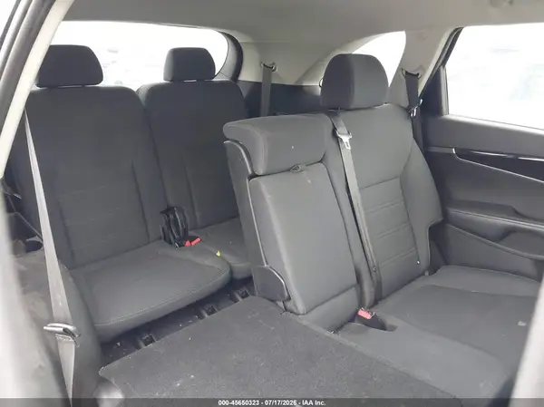 5XYPG4A31KG585307 2019 KIA SORENTO - Image 8