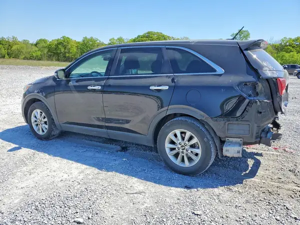 5XYPG4A31KG588160 2019 KIA SORENTO - Image 2