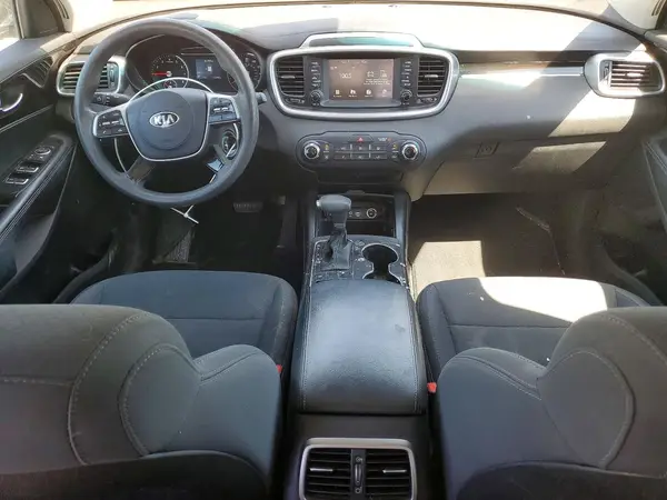 5XYPG4A31KG588160 2019 KIA SORENTO - Image 8