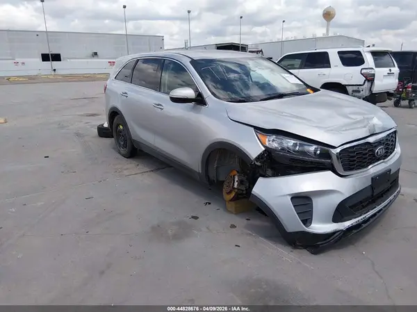 5XYPG4A31KG597554 2019 KIA SORENTO - Image 1