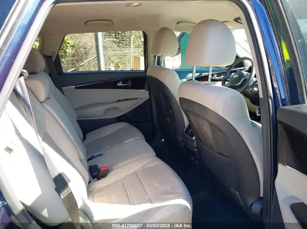 5XYPG4A31KG602204 2019 KIA SORENTO - Image 8